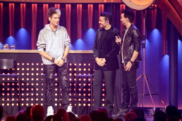 Giovanni Zarrella and the Ehrlich Brothers on the ZDF music show The Giovanni Zarrella Show live from the Offenburg Exhibition Center Offenburg, 22 11 2025 Foto:xR.xSchmiegeltx xFuturexImagex zarrella_5212