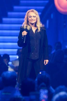 Nicole in the ZDF music show Die Giovanni Zarrella Show live from the Offenburg Exhibition Center Offenburg, 22 11 2025 Foto:xR.xSchmiegeltx xFuturexImagex zarrella_5234