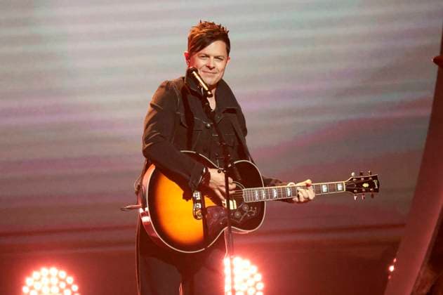 Michael Patrick Kelly in the ZDF music show The Giovanni Zarrella Show live from the Offenburg Exhibition Center Offenburg, 22 11 2025 Foto:xR.xSchmiegeltx xFuturexImagex zarrella_5260