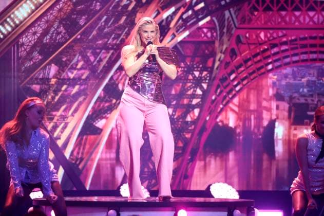 Beatrice Egli in the ZDF music show The Giovanni Zarrella Show live from the Offenburg Exhibition Center Offenburg, 22 11 2025 Foto:xR.xSchmiegeltx xFuturexImagex zarrella_5275