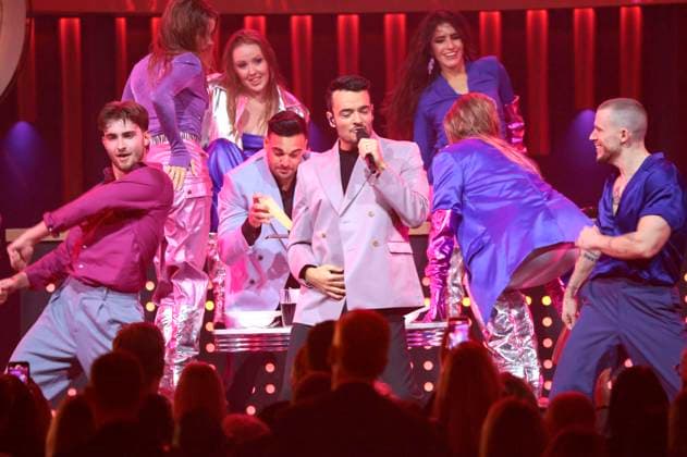 Giovanni Zarrella in the ZDF music show The Giovanni Zarrella Show live from the Offenburg Exhibition Center Offenburg, 22 11 2025 Foto:xR.xSchmiegeltx xFuturexImagex zarrella_5306