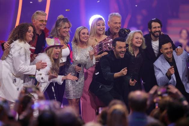 The Giovanni Zarrella Show We say thank you Giovanni Zarrella and his guests The big city angels, Markus, Sonia Liebing, Marina Marx, Beatrice Egli, Olaf Berger, Nicole, Josh Groban, Stefano Zarrella pose for a group photo The Giovanni Zarrella Show ZDF Live broadcast from 22 11 2025 in the Baden Arena Offenburg under the motto W
