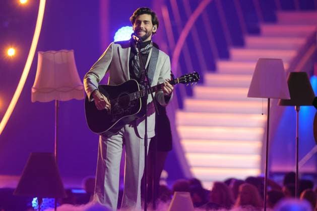 The Giovanni Zarrella Show We say thank you Alvaro Soler Spanish German pop singer The Giovanni Zarrella Show ZDF Live broadcast from 22 11 2025 in the Baden Arena Offenburg under the motto We say thank you Offenburg, Baden Württemberg, Germany