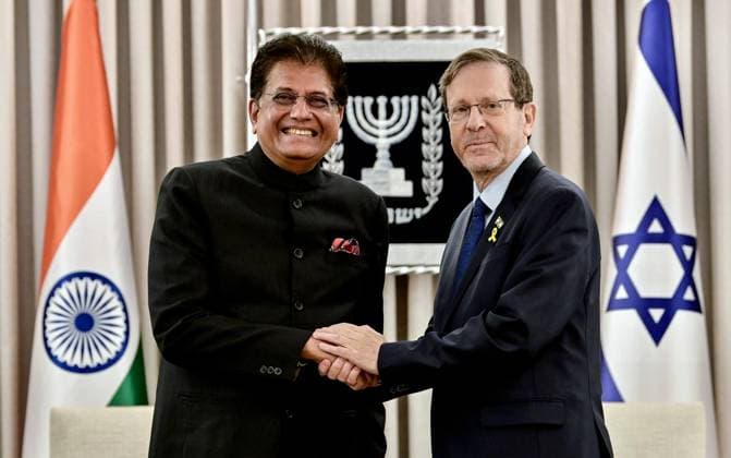 RECORD DATE NOT STATED Union Minister Piyush Goyal meets Israeli President Isaac Herzog Jerusalem Israel , Nov 23 (ANI): Union Minister Piyush Goyal meets Israeli President Isaac Herzog at the conclusion of his three-day visit, in Jerusalem on Sunday. (@PiyushGoyal X ANI Photo) Jerusalem Israel Copyright: xANIx ANI_20251123134