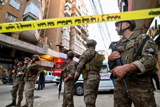 Israel Strikes Beirut Targets Hezbollah Official Soldiers from lebanese army are custodying the area after the attack by the Israeli army on November 23, 2025 in Beirut, Lebanon. According to the Israeli military, a strike on Beirut s southern suburb of Dahiyeh targeted Hezbollah s chief of staff, with reports naming the official as Haytham Ali Tabatabai. Lebanese authorities have said at least five people were killed and 28 injured in the latest violation of the ceasefire that s been in place between Israel and Lebanon since November 2024 Beirut Beirut Lebanon Copyright: xAnonymousx