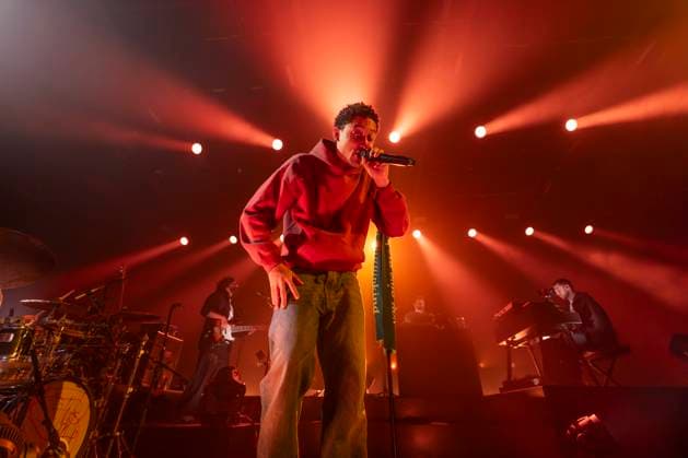 Loyle Carner performs at Victoria Warehouse Loyle Carner performs at Victoria Warehouse, Manchester, England as part of his Hopefully tour on 23rd November 2025, Credit:Mike Gray Avalon  Copyright: xMikexGrayx xAvalonx 1054269530
