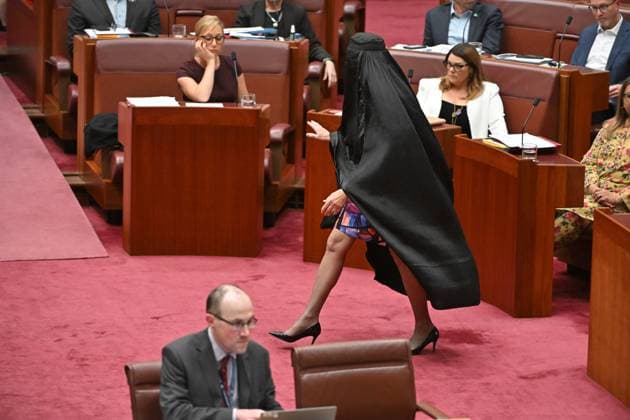 PAULINE HANSON BURQA SENATE, One Nation Leader Pauline Hanson wears a burqa in the Senate chamber at Parliament House in Canberra, Monday, November 24, 2025. ( NO ARCHIVING CANBERRA AUSTRALIAN CAPITAL TERRITORY AUSTRALIA PARLIAMENT HOUSE  Copyright: xMICKxTSIKASx 20251124170492024029