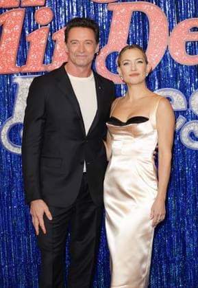 Hugh Jackman et Kate Hudson Première du film Sur un Air de Blues Song Sung Blue au Grand Rex à Paris le 23 novembre 2025 Coadic Guirec Bestimage Premiere of the film Sur un Air de Blues Song Sung Blue at the Grand Rex in Paris on November 23, 2025 Paris France  Copyright: xCOADICxGUIRECx xBESTIMAGExCOADICxGUIRECx xBESTIMAGEx
