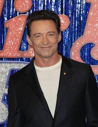 Hugh Jackman Première du film Sur un Air de Blues Song Sung Blue au Grand Rex à Paris le 23 novembre 2025 Coadic Guirec Bestimage Premiere of the film Sur un Air de Blues Song Sung Blue at the Grand Rex in Paris on November 23, 2025 Paris France  Copyright: xCOADICxGUIRECx xBESTIMAGExCOADICxGUIRECx xBESTIMAGEx