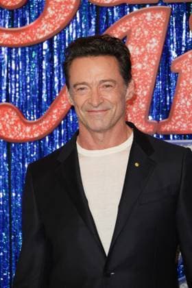 Hugh Jackman Première du film Sur un Air de Blues Song Sung Blue au Grand Rex à Paris le 23 novembre 2025 Coadic Guirec Bestimage Premiere of the film Sur un Air de Blues Song Sung Blue at the Grand Rex in Paris on November 23, 2025 Paris France  Copyright: xCOADICxGUIRECx xBESTIMAGExCOADICxGUIRECx xBESTIMAGEx