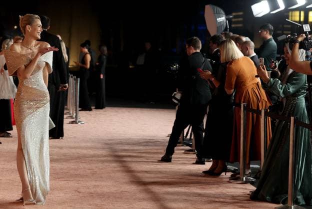 Celebs Attend Inaugural Franca Fund Gala - Doha Keni Silva arrives on the red carpet of the inaugural Franca Fund Gala held on November 23, 2025 at the Museum of Islamic Art in Doha, Qatar. Photo by Balkis Press ABACAPRESS.COM Doha United Arab Emirates  Copyright: xBalkisxPress ABACAx