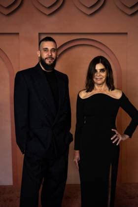 Celebs Attend Inaugural Franca Fund Gala - Doha Vladimir and Carine Roitfeld arrives to the Franca Fund Gala at the Museum of Islamic Art, in Doha, Qatar, on November 23, 2025. Photo by Balkis Press ABACAPRESS.COM Doha United Arab Emirates  Copyright: xBalkisxPress ABACAx