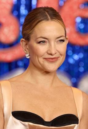 Sur un Air de Blues - Song Sung Blue Premiere Kate Hudson attends the Sur un Air de Blues - Song Sung Blue Premiere at Le Grand Rex on November 23, 2025 in Paris, France.  Copyright: xDFYx