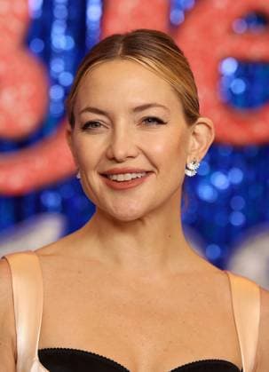 Sur un Air de Blues - Song Sung Blue Premiere Kate Hudson attends the Sur un Air de Blues - Song Sung Blue Premiere at Le Grand Rex on November 23, 2025 in Paris, France.  Copyright: xDFYx