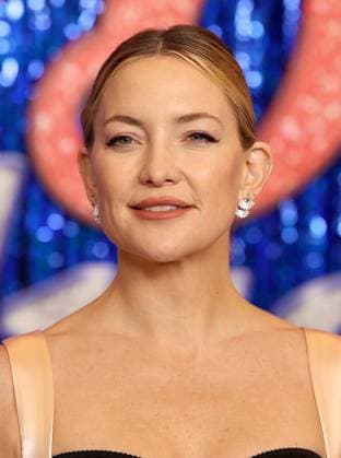 Sur un Air de Blues - Song Sung Blue Premiere Kate Hudson attends the Sur un Air de Blues - Song Sung Blue Premiere at Le Grand Rex on November 23, 2025 in Paris, France.  Copyright: xDFYx