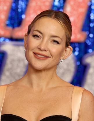 Sur un Air de Blues - Song Sung Blue Premiere Kate Hudson attends the Sur un Air de Blues - Song Sung Blue Premiere at Le Grand Rex on November 23, 2025 in Paris, France.  Copyright: xDFYx