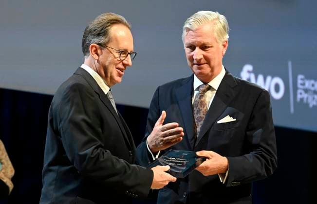 The Fund For Scientific Research Awards BRUSSELS, BELGIUM - NOVEMBER 24 : Nicolas Cerf (ULB) receives the prize for Exact Sciences. King Philippe attends the five-yearly awards ceremony of the (National) Fund for Scientific Research (FRS-FNRS) and the Fonds Wetenschappelijk Onderzoek (FWO). These awards recognise Belgian researchers who have made a significant contribution to their field and promote the international reputation of Belgian scientific research. The disciplines covered include the humanities, social sciences, fundamental biomedical sciences, clinical biomedical sciences, fundamental exact and natural sciences, and applied sciences. The ceremony brings together representatives from the academic, scientific and institutional wor  Copyright: xBertxVanxDenxBrouckex