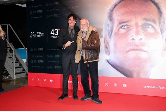 43rd Turin Film Festival 2025, Day 3 - Terry Gilliam Photocall. Pictured: Giulio Base, Terry Gilliam  Copyright: xMaurizioxD Avanzox xipa-agency.netx xDxAvanzo xMangiarottix IPA_Agency_IPA68331201