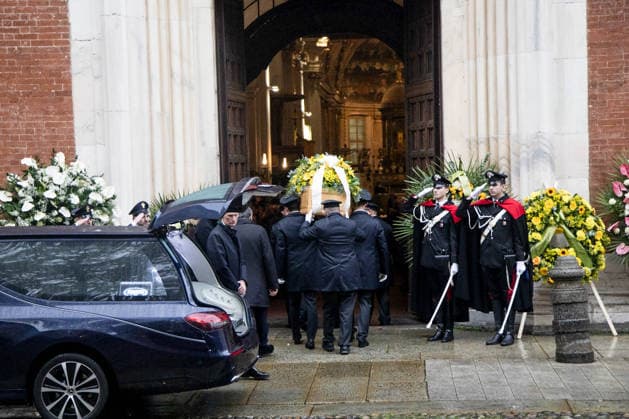 Milan, Ornella Vanoni s funeral in the church of San Marco in the Brera district. In the photo: The arrival of the coffin.  Copyright: xFrancescoxEnriquezx xipa-agency.netx xPoolxEmanuelexDexCarlixexFrancesx IPA_Agency_IPA68334886