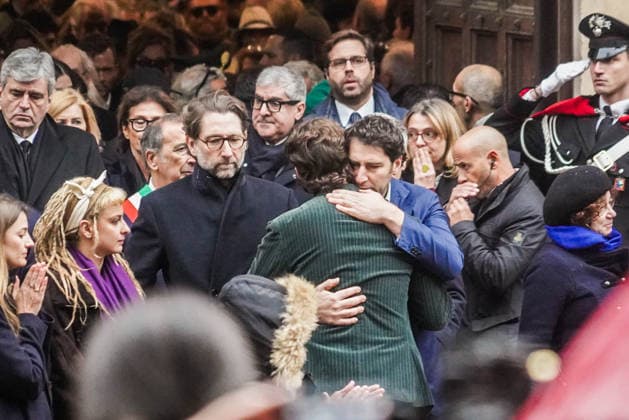 Milan, Ornella Vanoni s funeral in the church of San Marco in the Brera district. In the photo: her family and friends.  Copyright: xEmanuelexRobertoxDexCarlix xipa-agency.netx xPoolxEmanuelexDexCarlixexFrancesx IPA_Agency_IPA68336942