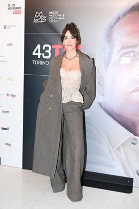 43rd Turin Film Festival 2025, Day 3 - Red carpet for the film Find your friends In the photo: Izabel Pakzad  Copyright: xManuelexMangiarottix xipa-agency.netx xD xAvanzo Mangiarottix IPA_Agency_IPA68343174