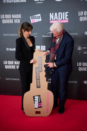 ˜Lo que nadie quiere ver (What nobody wants to see) Madrid Premiere Richard Gere, Alejandra Gere attends ˜Lo que nadie quiere ver (What nobody wants to see) Premiere at Callao Cinema on November 24, 2025 in Madrid, Spain Photo by IMAGO MPG Madrid Callao Cinema Madrid Spain  Copyright: xMPGx
