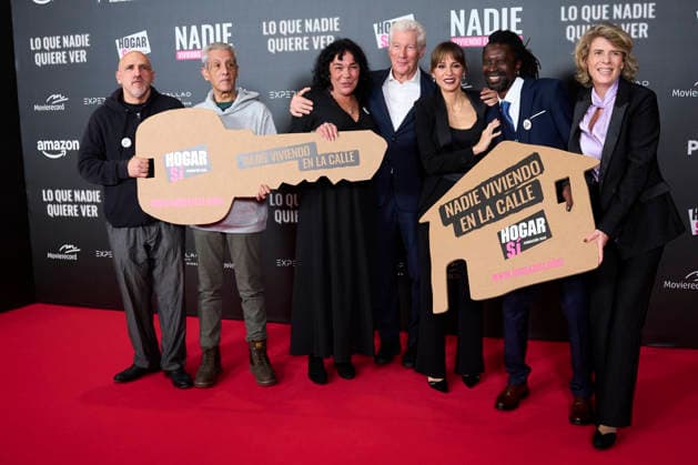 ˜Lo que nadie quiere ver (What nobody wants to see) Madrid Premiere Richard Gere, Alejandra Gere attends ˜Lo que nadie quiere ver (What nobody wants to see) Premiere at Callao Cinema on November 24, 2025 in Madrid, Spain Photo by IMAGO MPG Madrid Callao Cinema Madrid Spain  Copyright: xMPGx