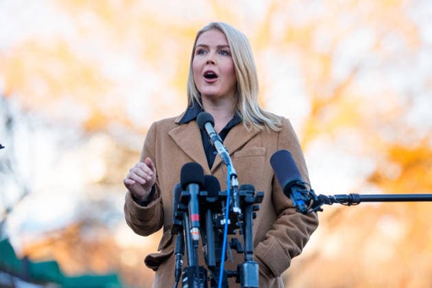 Karoline Leavitt Speaks to Media Outside White House White House Press Secretary Karoline Leavitt speaks to members of the media outside the West Wing of the White House in Washington, DC, USA, on Monday, November 24, 2025. Credit: Aaron Schwartz Pool via CNP Washington District of Columbia United States  Copyright: xPool ABACAx