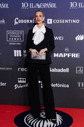 El Espanol organizes a gala to celebrate its tenth anniversary The presenter Teresa Baca poses during the celebration of the 10th anniversary of El Espanol, at the Palacio de Cibeles, on November 24, 2025, in Madrid Spain The newspaper, chaired and directed by Pedro J Ramírez, commemorates its tenth anniversary with a gala attended by various political personalities to celebrate the newspapers history 24 NOVEMBER 2025 EL ESPAÑOL X ANIVERSARIO DIARIO PERIODISMO COMUNICACIÓN Carlos Lujá Madrid Madrid Madrid Espana  Copyright: xCarlosxLujanx 7123796