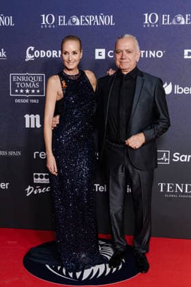 El Espanol organizes a gala to celebrate its tenth anniversary The author Sandra Ibarra and the journalist Juan Ramón Lucas pose during the celebration of the 10th anniversary of El Espanol, at the Palacio de Cibeles, on November 24, 2025, in Madrid Spain The newspaper, Pedro J Ramírez, the president and director of the newspaper, commemorates its tenth anniversary with a gala attended by various political personalities to celebrate the newspapers history 24 NOVEMBER 2025 EL ESPAÑOL X ANIVERSARIO DIARIO PERIODISMO COMUNICACIÓN Carlos Lujá Madrid Madrid Espana  Copyright: xCarlosxLujanx 7123839