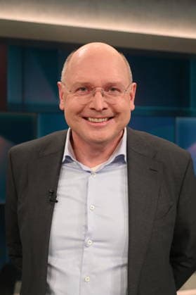 Gero Furchheim, CEO of the European industry association Ecommerce Europe, as a guest on the ARD talk show Hart aber Fair with the topic Discount battle and ordering mania What is the true price of bargains?