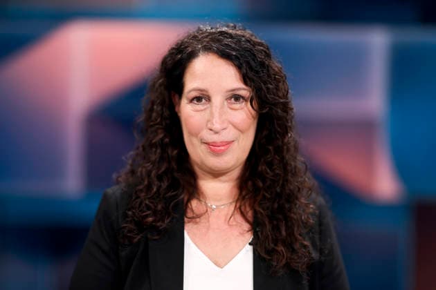 Lawyer Tatjana Halm from the Bavarian Consumer Advice Center on the ARD talk show hart aber fair at the WDR studios in Cologne Cologne, 24 11 2025 NRW Germany Copyright: xChristophxHardtx