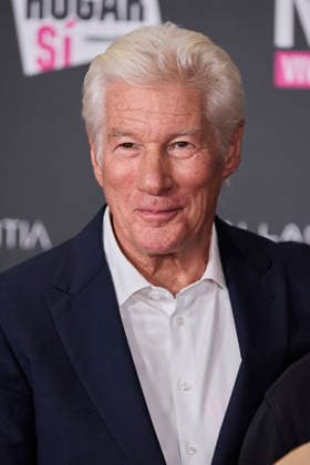 November 24, 2025, Madrid, Madrid, Spain: RICHARD GERE and ALEJANDRA GERE Lo Que Nadie Quiere Ver premiere Madrid Spain - ZUMAc260 20251124_zep_c260_027 Copyright: xMikexChicorrox