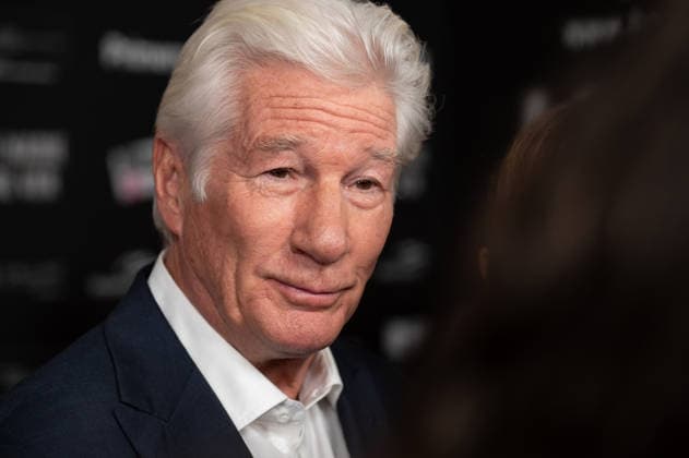 Lo Que Nadie Quiere Ver - Premiere in Madrid, Spain - 24 Nov 2025 Richard Gere attends the Lo Que Nadie Quiere Ver premiere at the Callao cinema. Madrid Spain Copyright: xAtilanoxGarciax xSOPAxImagesx photo01268