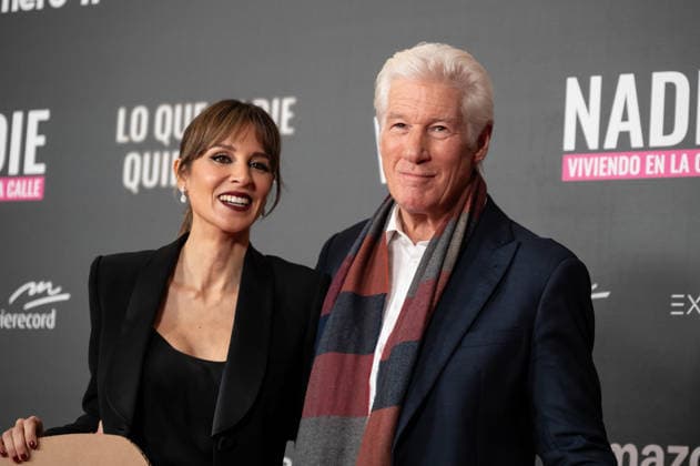 Lo Que Nadie Quiere Ver - Premiere in Madrid, Spain - 24 Nov 2025 Richard Gere and Alejandra Gere attend the Lo Que Nadie Quiere Ver premiere at the Callao cinema. Madrid Spain Copyright: xAtilanoxGarciax xSOPAxImagesx photo01245
