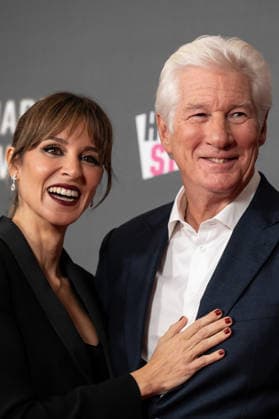 Lo Que Nadie Quiere Ver - Premiere in Madrid, Spain - 24 Nov 2025 Richard Gere and Alejandra Gere attend the Lo Que Nadie Quiere Ver premiere at the Callao cinema. Madrid Spain Copyright: xAtilanoxGarciax xSOPAxImagesx photo01256
