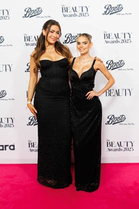 Nicole Muraa and Bella Lindsay arriving at The Beauty Awards 2025 at City Central at HAC in London on 24 November 2025 Nicole Muraa and Bella Lindsay arriving at The Beauty Awards 2025 at City Central at HAC in London on 24 November 2025, Credit:Manuela Langotsch Avalon United Kingdom, London, City Central at HAC  Copyright: xManuelaxLangotschx xAvalonx 1054465291