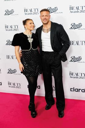 Love Island s Olivia Bowen and Alex Bowen arriving at The Beauty Awards 2025 at City Central at HAC in London on 24 November 2025 Love Island s Olivia Bowen and Alex Bowen arriving at The Beauty Awards 2025 at City Central at HAC in London on 24 November 2025, Credit:Manuela Langotsch Avalon United Kingdom, London, City Central at HAC  Copyright: xManuelaxLangotschx xAvalonx 1054465388