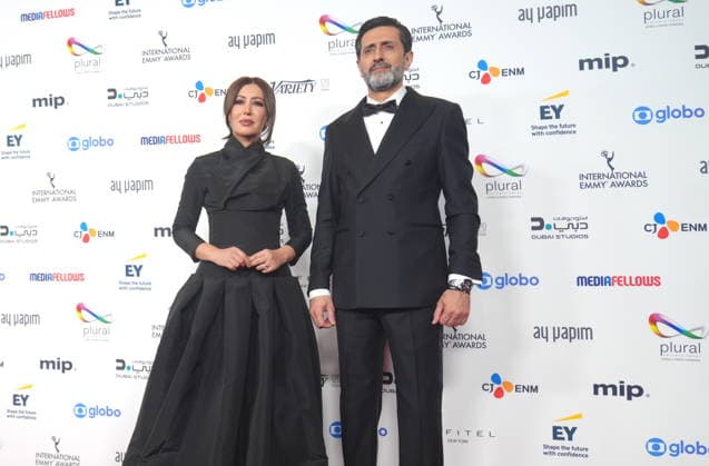 53rd International Emmy Awards NEW YORK, US - NOV 24: Algerian journalist Fairouz Ziani (L) and Palestinian journalist Asef Hamidi pose in the press room during the 53rd International Emmy Awards Gala on Monday night, November 24, 2025, in New York City. Selcuk Acar Anadolu New York United States. Editorial use only. Please get in touch for any other usage.  Copyright: x2025xAnadoluxSelcukxAcarx