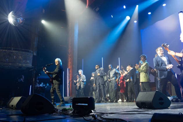 Grands Prix de la Sacem 2025 Ceremony - Paris Jean-Louis Aubert (Grand prix de la chanson francaise, createur-interprete) attending the Grands Prix de la Sacem 2025 Ceremony held at Les folies Bergeres theater, in Paris, France, on November 24, 2025. Photo by Mireille Ampilhac ABACAPRESS.COM Paris France  Copyright: xAmpilhacxMireille ABACAx