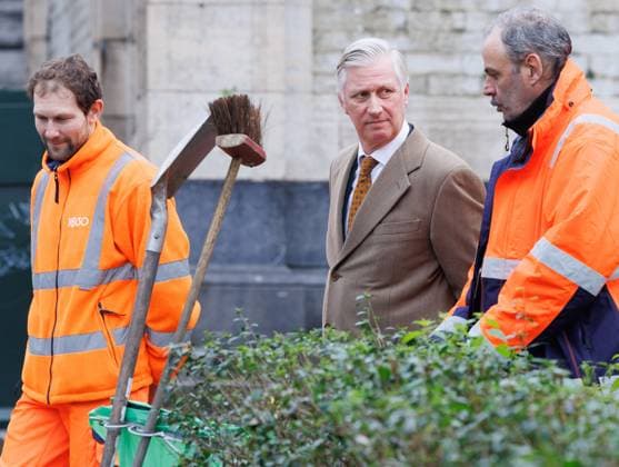 King Philippe - Filip of Belgium pictured during a royal visit to the municipal depot on Avenue Ernest Renan, in Schaerbeek, Brussels, on Tuesday 25 November 2025.  BENOITxDOPPAGNE 144122050