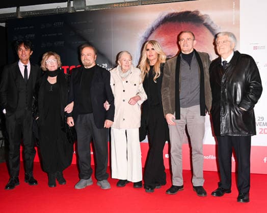 43 Turin Film Festival 2025, Day 4 - Photocall Vanessa Redgrave Star of the Mole In the photo: Vanessa Redgrave, Carlo Gabriel Nero, Giulio Base, Franco Nero, Tiziana Rocca  Copyright: xManuelexMangiarottix xipa-agency.netx xDxAvanzo Mangiarottix IPA_Agency_IPA68362029