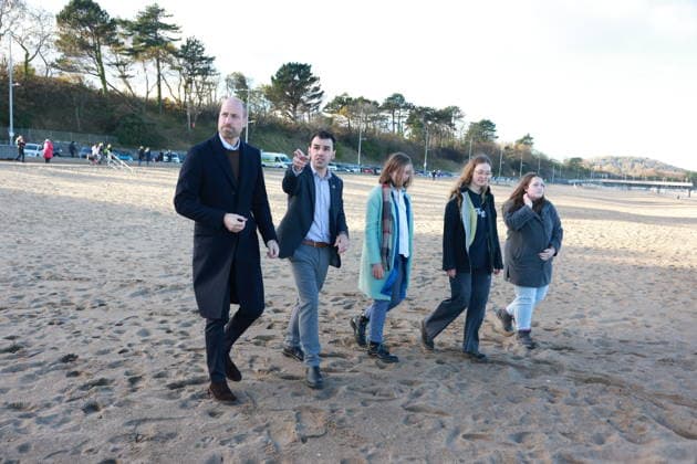 William Prince of Wales William Prince of Wales on a beach walk with young people who are part of the Marine Conservation Society™s Youth Ocean Network., Credit:Avalon.red Avalon UK, Colwyn Bay Wales  Copyright: xAvalon.redx xAvalonx 1054549482