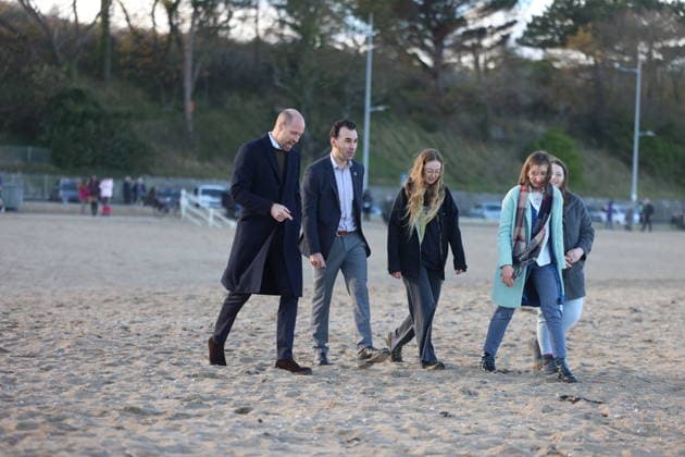 William Prince of Wales William Prince of Wales on a beach walk with young people who are part of the Marine Conservation Society™s Youth Ocean Network., Credit:Avalon.red Avalon UK, Colwyn Bay Wales  Copyright: xAvalon.redx xAvalonx 1054549580
