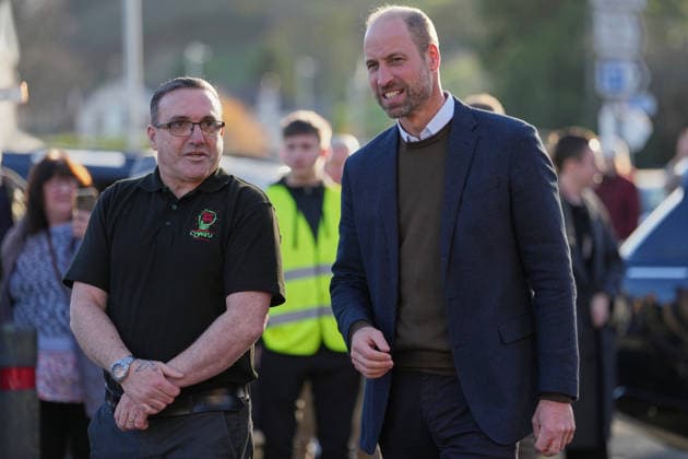 . 25 11 2025. Colwyn Bay, United Kingdom. Prince William during a visit to YouthShedz in Colwyn Bay, North Wales, United Kingdom.  xPoolx xi-Imagesx IIM-26407-0018