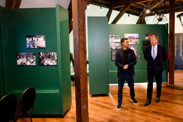 25-11-2025 Amsterdam King Willem-Alexander attend the opening of the Suriname Museum in Amsterdam, marking the fiftieth anniversary of the Republic of Suriname. Â  Copyright: xPPEx