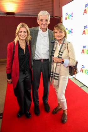 ABB Susan Sideropoulos and Dieter Hermannwith Ms. Uschi Glas as guests at the celebration of 30 years of Die Arche on 25 11 2025 in Berlin The association Die Arche Christliches Kinder und Jugendwerk e V the association was founded in 1995 in Berlin Hellersdorf, which is committed to fighting child poverty in Germany Berlin Germany
