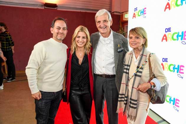 ABB Susan Sideropoulos and her husband Jakob Shtizberg Dieter Hermannwith wife Uschi Glas as guests at the celebration of 30 years of Die Arche on 25 11 2025 in Berlin The association Die Arche Christliches Kinder und Jugendwerk e V the association was founded in 1995 in Berlin Hellersdorf, which is committed to combating child poverty in Germany Berlin Germany