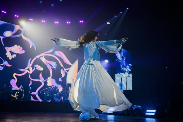 Music Concert - Elisa - Palasport 2025 Elisa performs live at concert of Palasport 2025 Tour on November 25, 2025 at Palazzo dello Sport in Rome, Italy Rome Palazzo dello Sport Italy Copyright: xRobertoxBettacchix xLiveMediax LPM_2160481