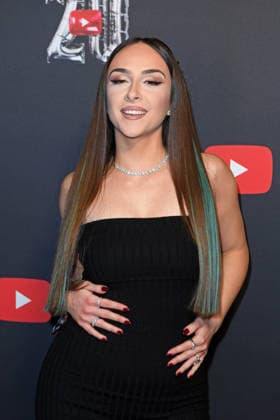 Florentina on the red carpet at the YOUTUBE MUSIC AWARD DINNER at Grill Royal in Berlin on 25 11 2025